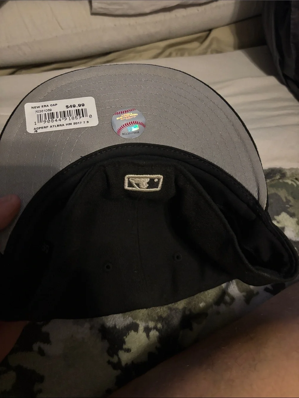 New Era Black and White Atlanta Braves Flat Bill Fitted Cap
